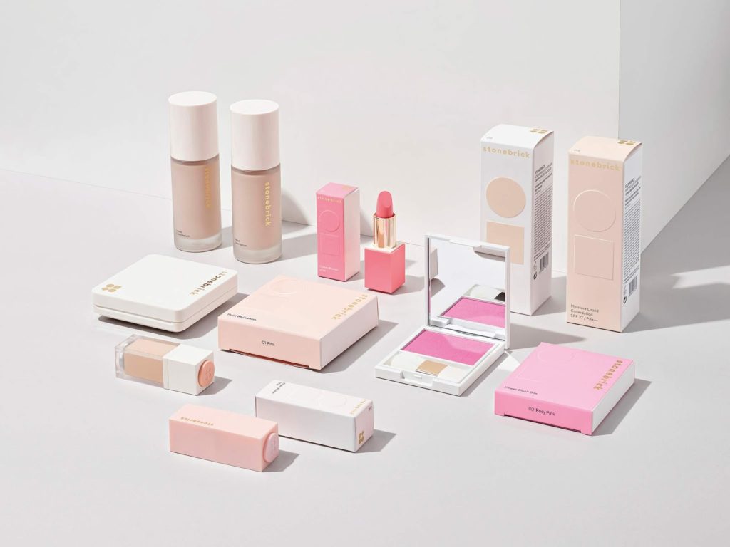 Why is Cosmetic Box Packing Beneficial to your Business Brand?